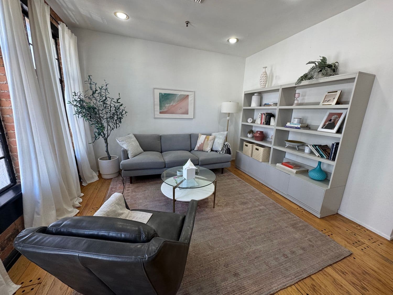 Therapy office detail